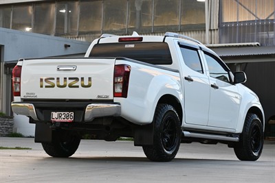 2018 Isuzu D-Max - Thumbnail