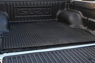 2018 Isuzu D-Max - Thumbnail