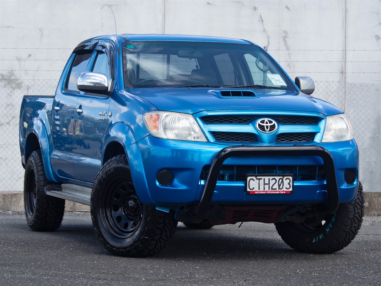 2005 Toyota Hilux