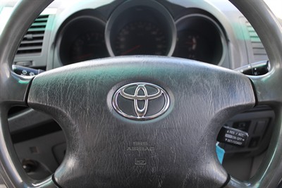 2005 Toyota Hilux - Thumbnail