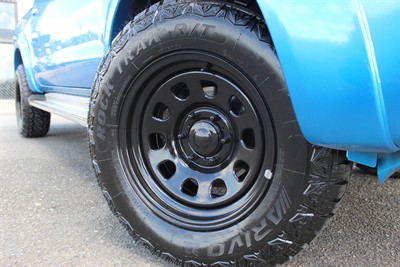 2005 Toyota Hilux - Thumbnail