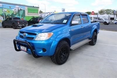 2005 Toyota Hilux - Thumbnail