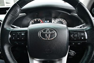 2020 Toyota Hilux - Thumbnail