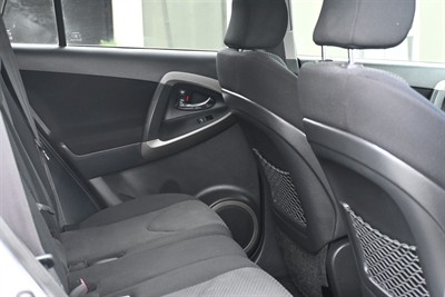 2006 Toyota Rav4 - Thumbnail