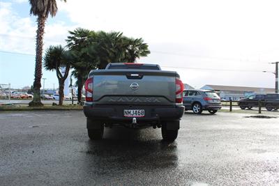 2021 Nissan Navara - Thumbnail