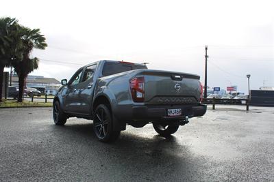 2021 Nissan Navara - Thumbnail