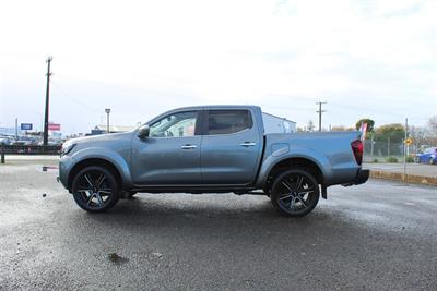 2021 Nissan Navara - Thumbnail