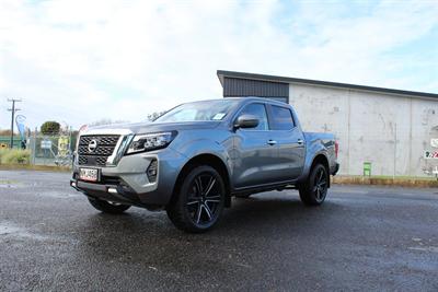 2021 Nissan Navara - Thumbnail