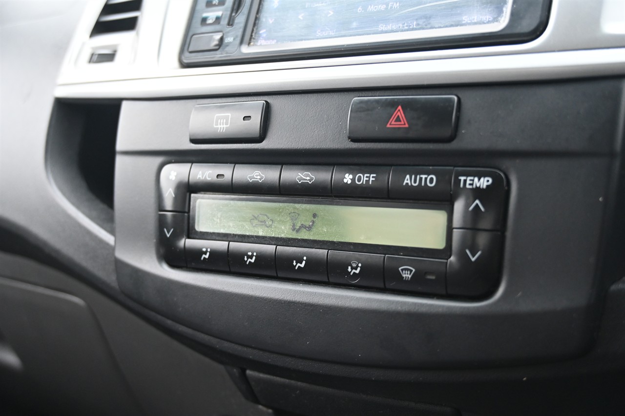 2013 Toyota Hilux