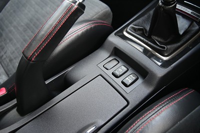2016 Mitsubishi Lancer - Thumbnail