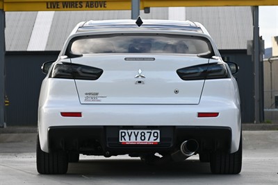2016 Mitsubishi Lancer - Thumbnail