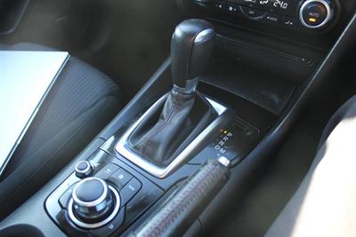 2016 Mazda Mazda3 - Thumbnail