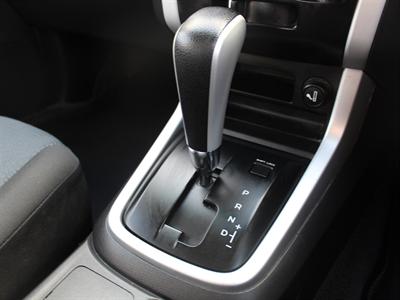 2016 Isuzu D-Max - Thumbnail