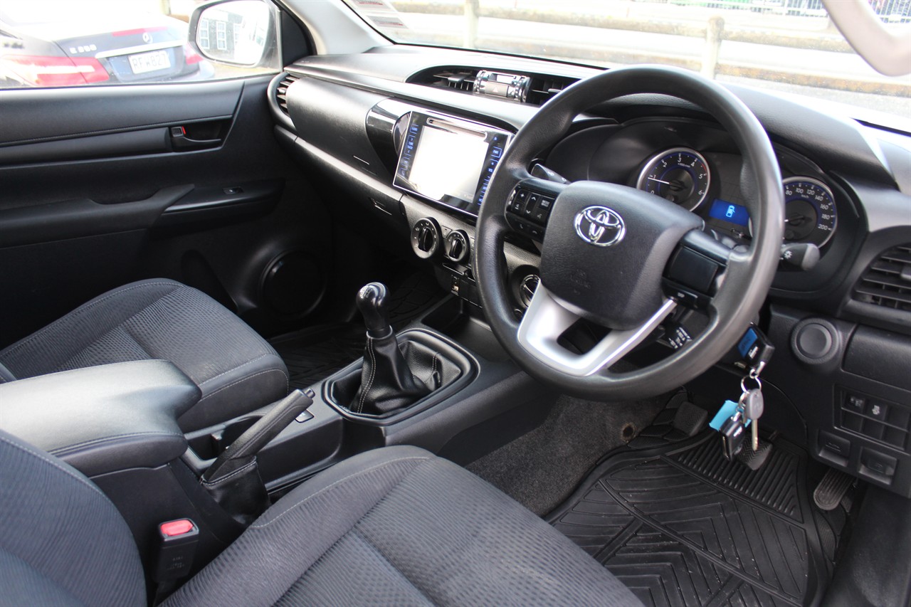 2016 Toyota Hilux