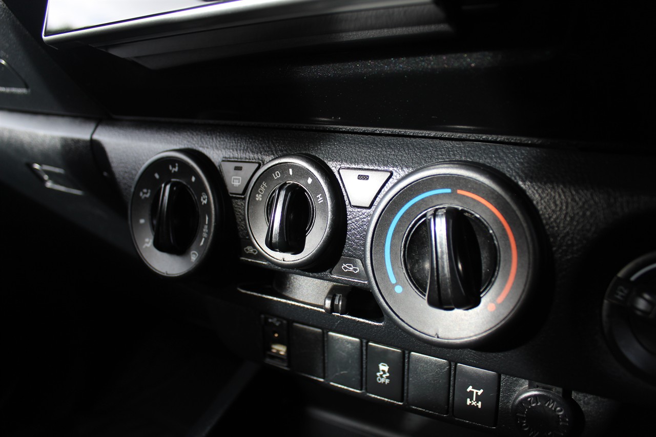 2016 Toyota Hilux