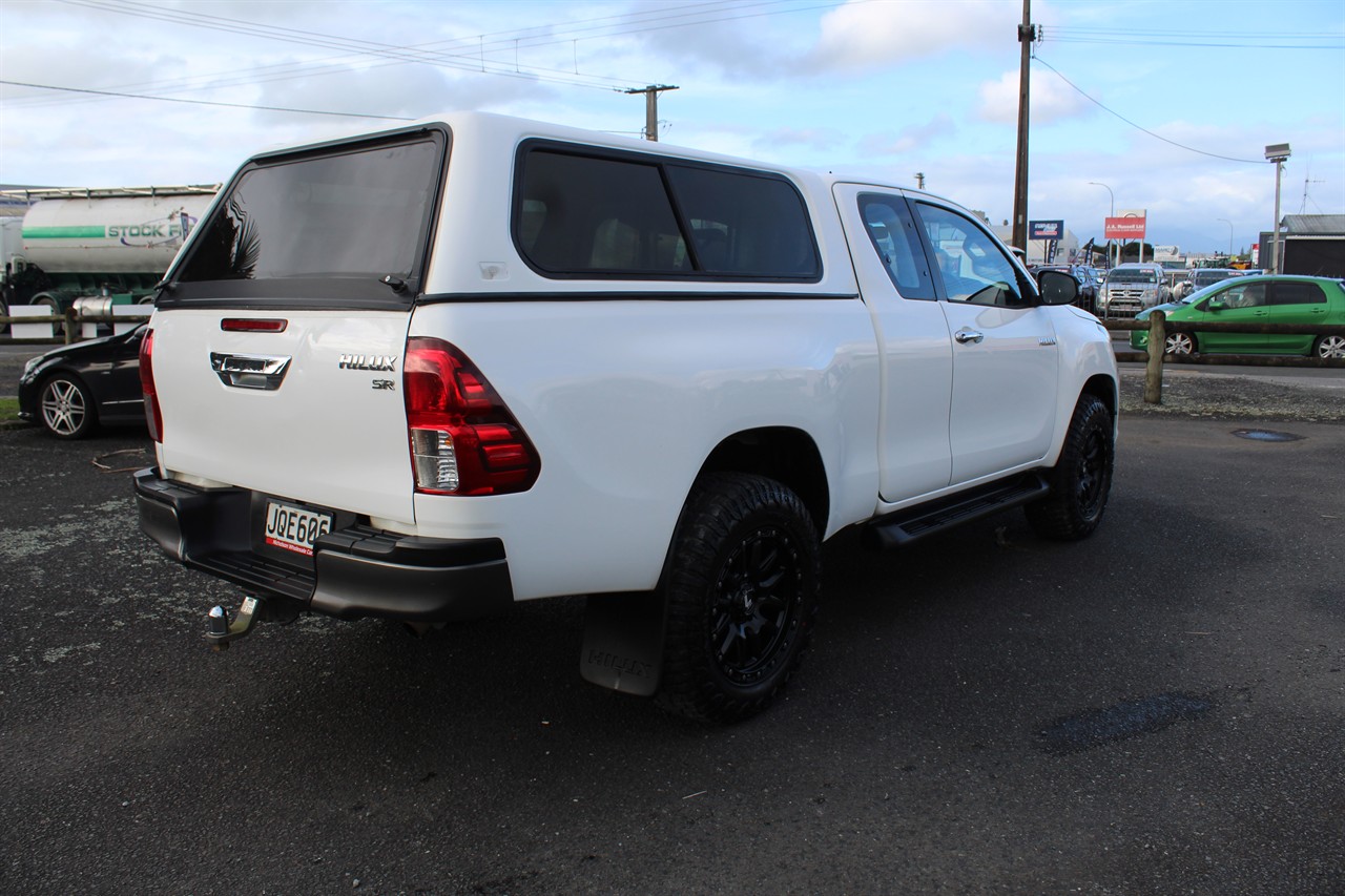 2016 Toyota Hilux