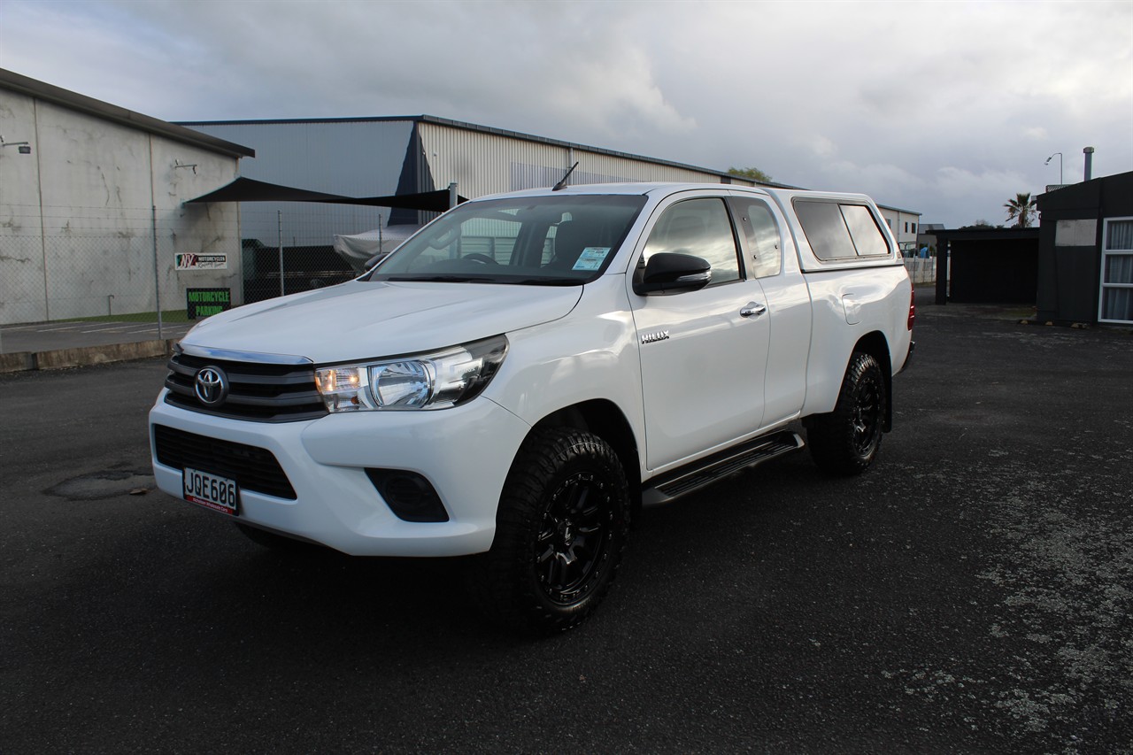 2016 Toyota Hilux