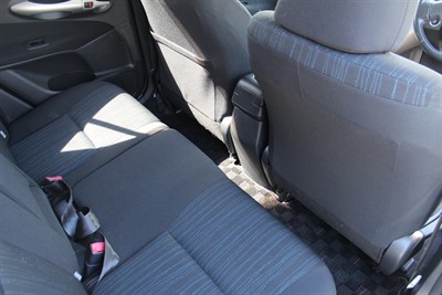 2009 Toyota Auris - Thumbnail