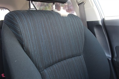 2009 Toyota Auris - Thumbnail