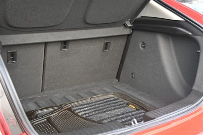 2014 Holden Cruze - Thumbnail