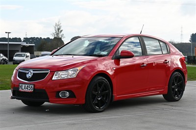 2014 Holden Cruze - Thumbnail