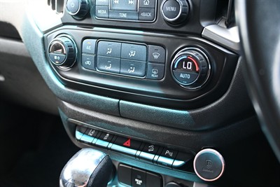 2017 Holden Trailblazer - Thumbnail