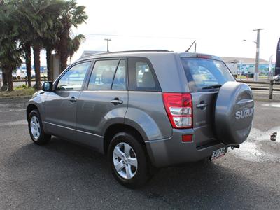 2007 Suzuki Grand Vitara - Thumbnail