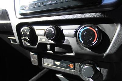 2021 Isuzu D-Max - Thumbnail