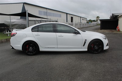 2014 Holden Hsv - Thumbnail