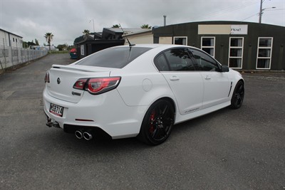 2014 Holden Hsv - Thumbnail