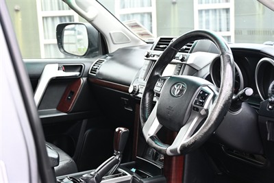 2014 Toyota Landcruiser Prado - Thumbnail