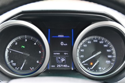 2014 Toyota Landcruiser Prado - Thumbnail