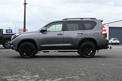 2014 Toyota Landcruiser Prado - Thumbnail