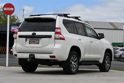 2014 Toyota Landcruiser Prado - Thumbnail