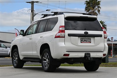 2014 Toyota Landcruiser Prado - Thumbnail