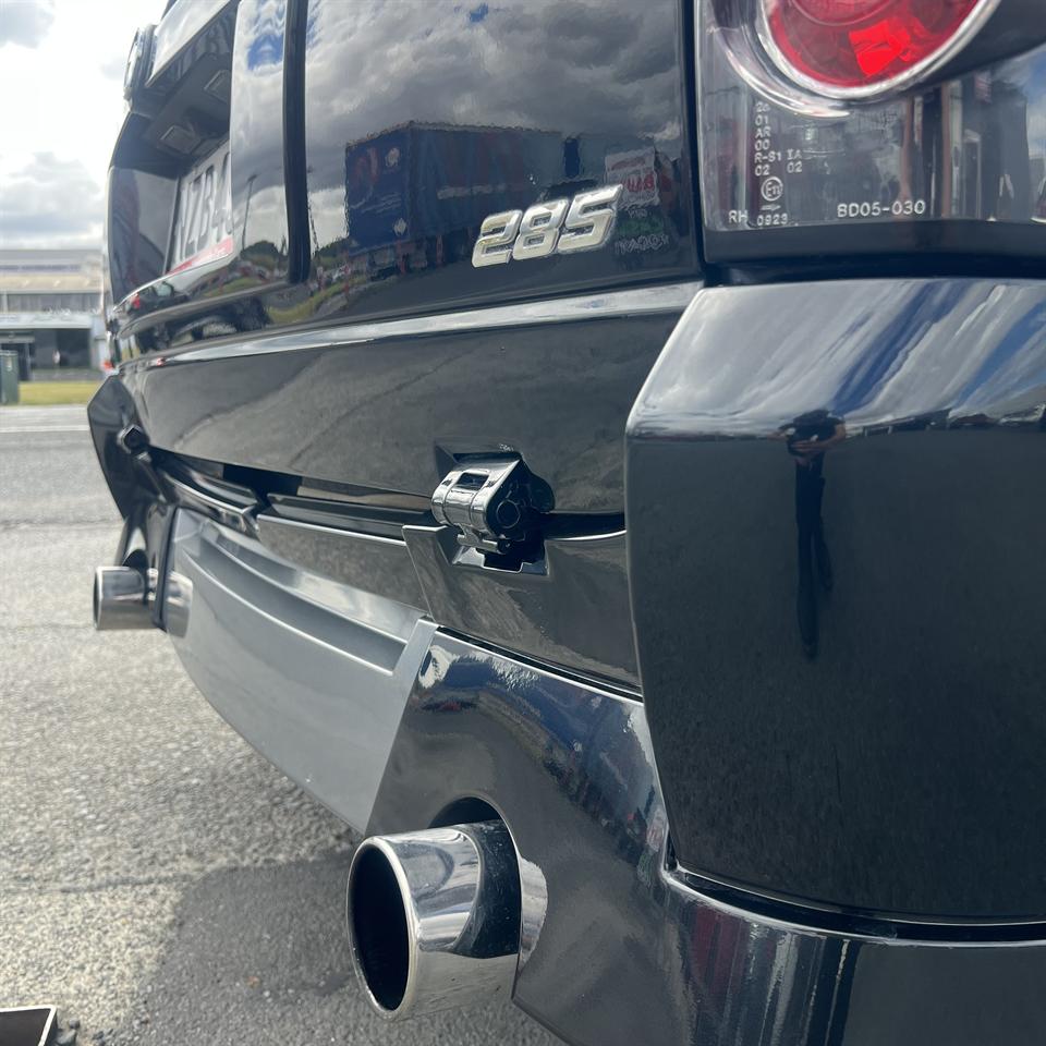 2004 Holden Commodore