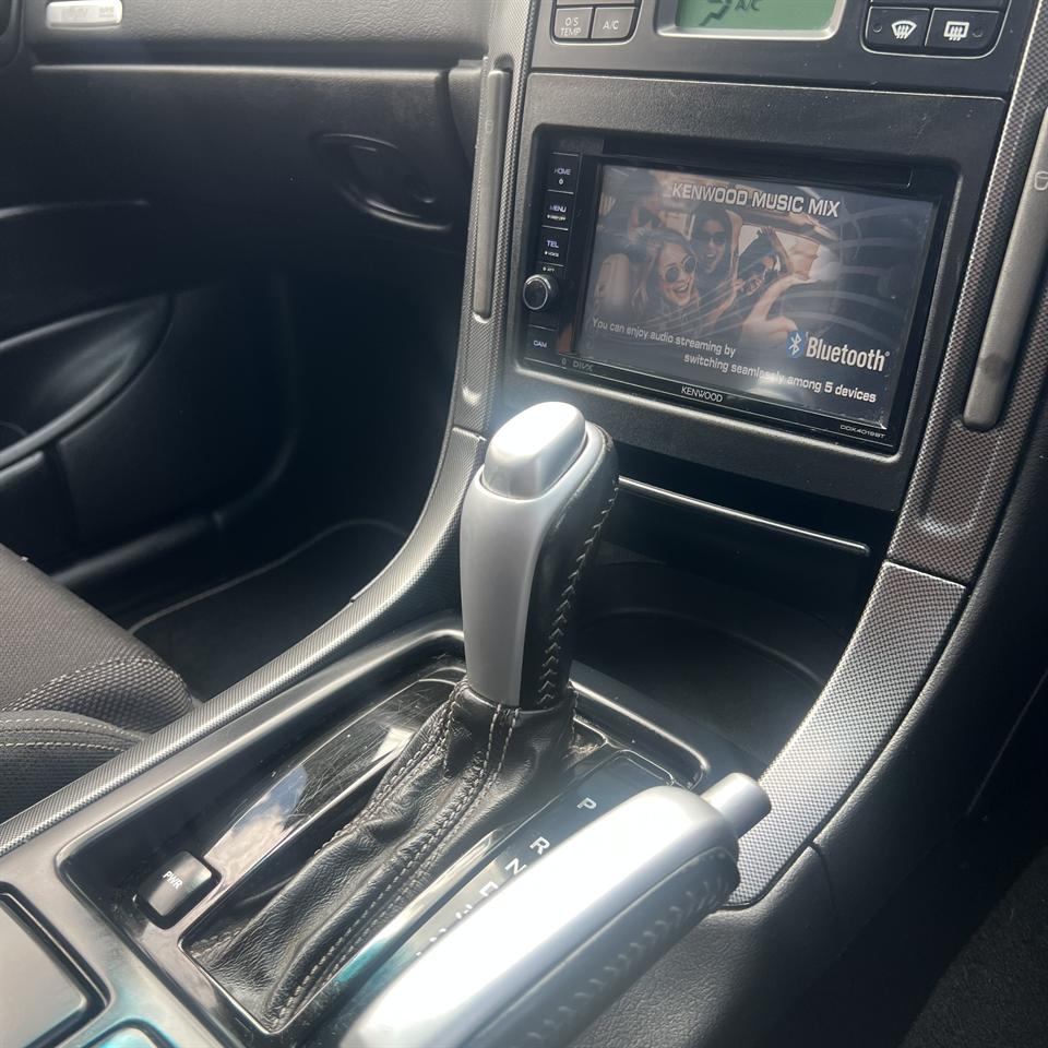 2004 Holden Commodore