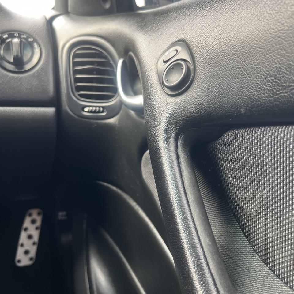 2004 Holden Commodore