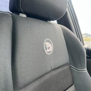 2004 Holden Commodore - Thumbnail