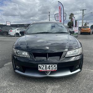 2004 Holden Commodore - Thumbnail