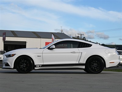 2016 Ford Mustang - Thumbnail
