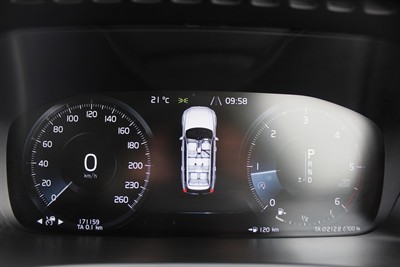 2017 Volvo Xc90 - Thumbnail