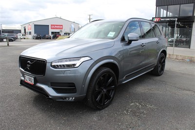 2017 Volvo Xc90 - Thumbnail