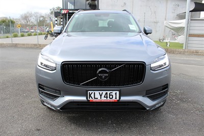 2017 Volvo Xc90 - Thumbnail
