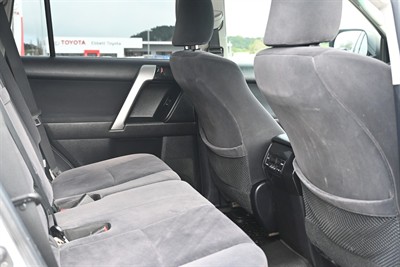2014 Toyota Landcruiser Prado - Thumbnail