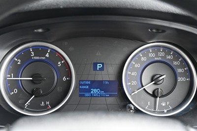 2019 Toyota Hilux - Thumbnail