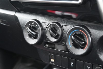 2019 Toyota Hilux - Thumbnail