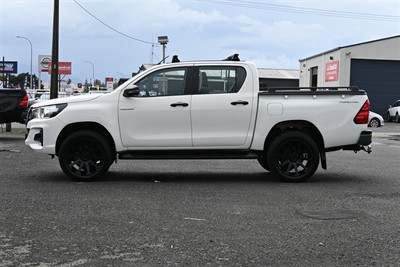 2019 Toyota Hilux - Thumbnail