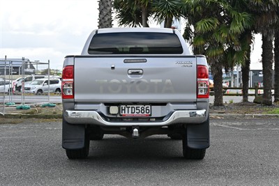 2014 Toyota Hilux - Thumbnail