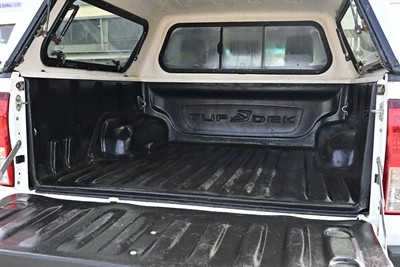 2017 Toyota Hilux - Thumbnail